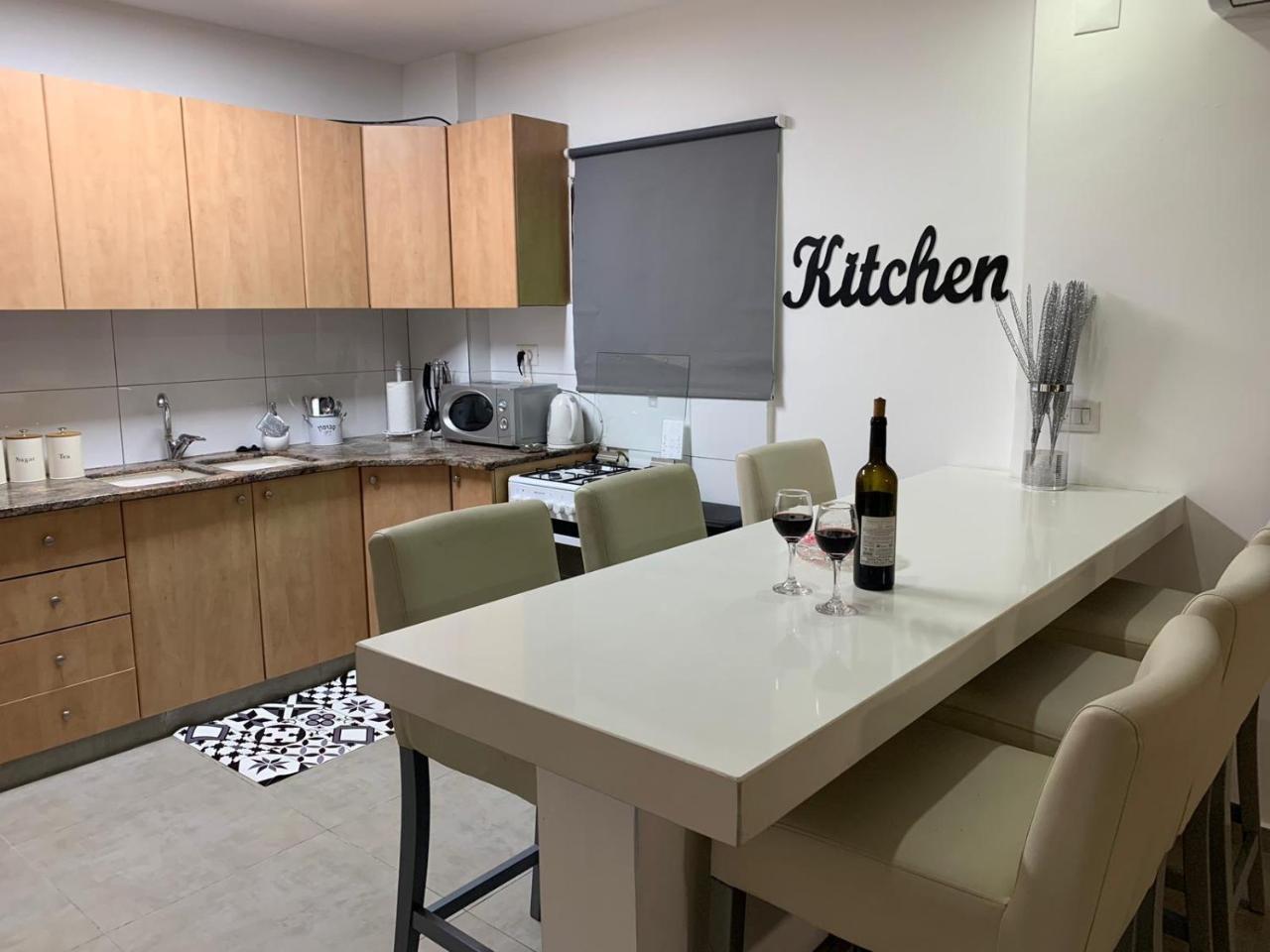 Spat Apartments Bat Yam Exterior foto