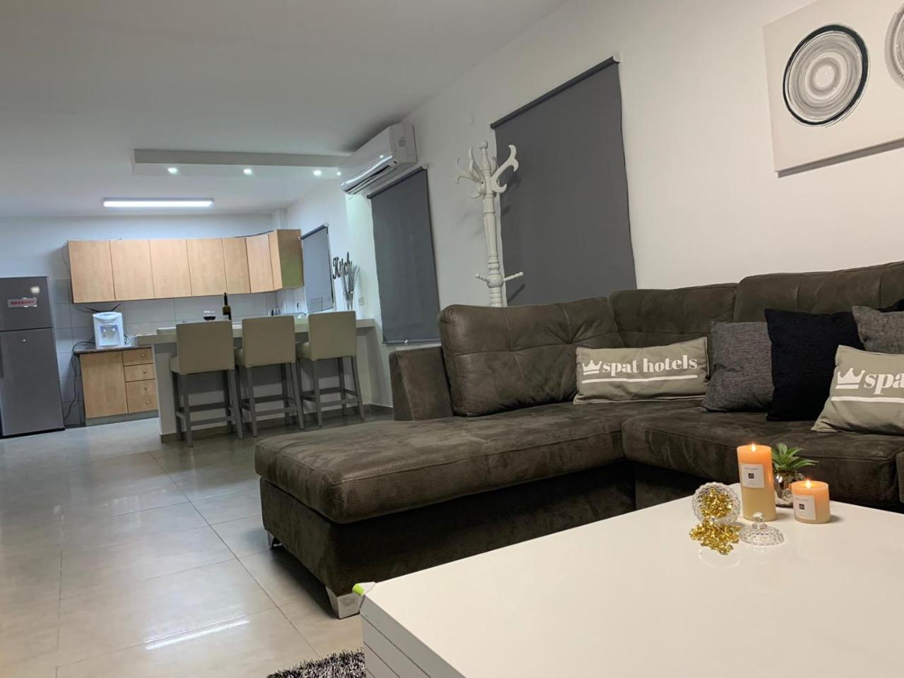 Spat Apartments Bat Yam Exterior foto